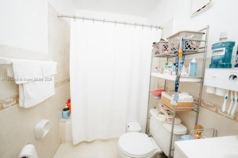 Copropriété à vendre à Hialeah, Floride: 2 chambres, 84.54 m2 № 2018299 - photo 10
