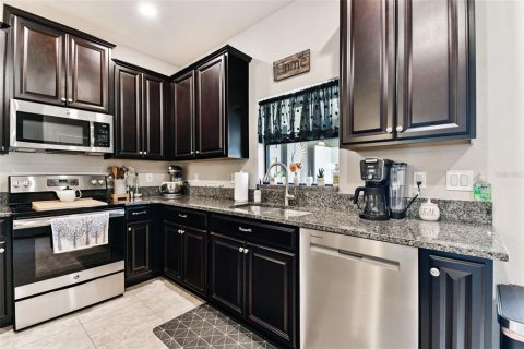 Adosado en venta en Wesley Chapel, Florida, 2 dormitorios, 135.92 m2 № 1904652 - foto 14