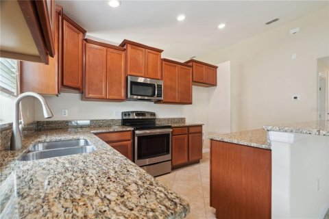 House in Hudson, Florida 4 bedrooms, 190.73 sq.m. № 1677786 - photo 14