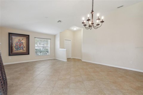 House in Hudson, Florida 4 bedrooms, 190.73 sq.m. № 1677786 - photo 6