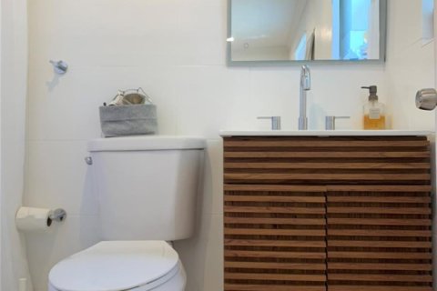 Apartment in Fort Lauderdale, Florida 2 bedrooms, 65.96 sq.m. № 2082942 - photo 14