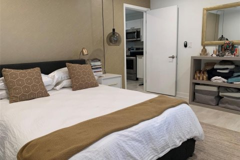 Apartment in Fort Lauderdale, Florida 2 bedrooms, 65.96 sq.m. № 2082942 - photo 10