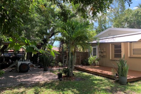 Apartment in Fort Lauderdale, Florida 2 bedrooms, 65.96 sq.m. № 2082942 - photo 24