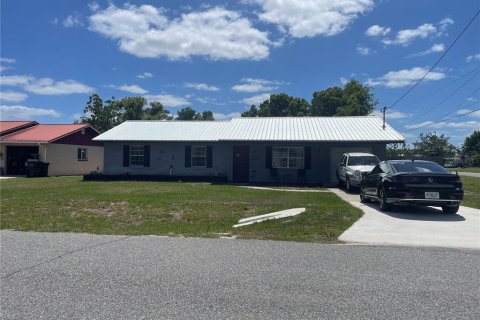 House in Lake Wales, Florida 3 bedrooms, 107.86 sq.m. № 2099243