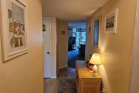 Condominio en alquiler en Bradenton, Florida, 2 dormitorios, 106 m2 № 231528 - foto 3