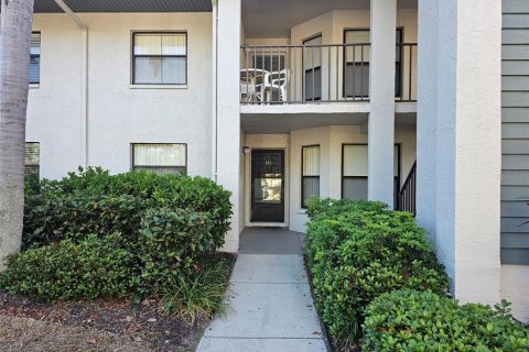 Condominio en alquiler en Bradenton, Florida, 2 dormitorios, 106 m2 № 231528 - foto 2