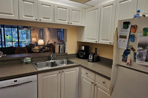 Condominio en alquiler en Bradenton, Florida, 2 dormitorios, 106 m2 № 231528 - foto 5