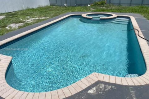 Villa ou maison à vendre à Hollywood, Floride: 3 chambres, 105.17 m2 № 1960294 - photo 19