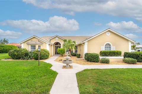 Villa ou maison à Sarasota, Floride 4 chambres, 226.4 m2 № 2356056