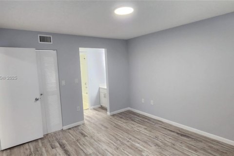 Купить кондоминиум в Санрайз, Флорида 2 спальни, 91.6м2, № 1973384 - фото 21