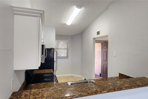 Купить кондоминиум в Санрайз, Флорида 2 спальни, 91.6м2, № 1973384 - фото 14