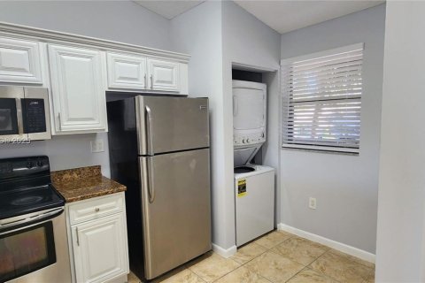 Купить кондоминиум в Санрайз, Флорида 2 спальни, 91.6м2, № 1973384 - фото 5