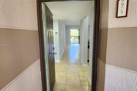 Купить кондоминиум в Санрайз, Флорида 2 спальни, 91.6м2, № 1973384 - фото 2