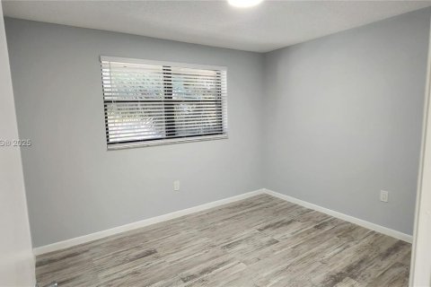 Купить кондоминиум в Санрайз, Флорида 2 спальни, 91.6м2, № 1973384 - фото 8