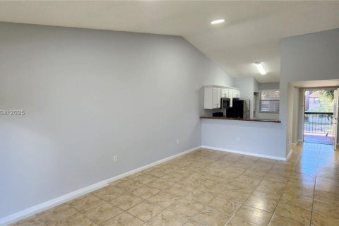 Купить кондоминиум в Санрайз, Флорида 2 спальни, 91.6м2, № 1973384 - фото 17