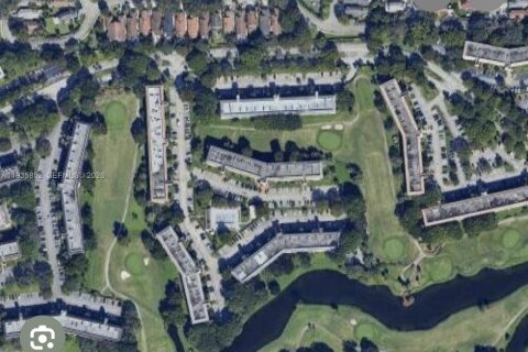 Купить кондоминиум в Коконат Крик, Флорида 2 спальни, 145.67м2, № 1994696 - фото 5