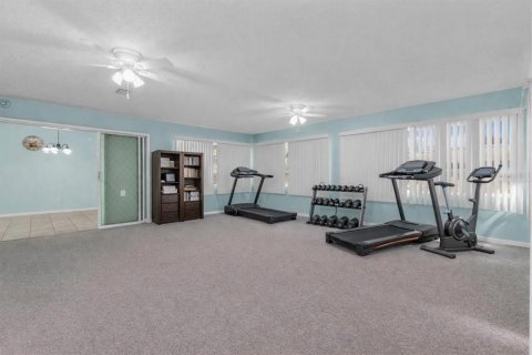 House in Rotonda, Florida 2 bedrooms, 163.42 sq.m. № 2157702 - photo 15