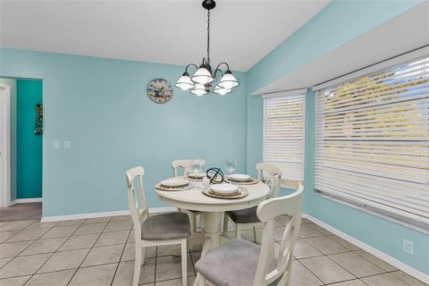 House in Rotonda, Florida 2 bedrooms, 163.42 sq.m. № 2157702 - photo 11
