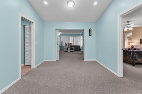 House in Rotonda, Florida 2 bedrooms, 163.42 sq.m. № 2157702 - photo 4
