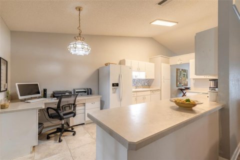 House in Port Orange, Florida 4 bedrooms, 217.48 sq.m. № 1812839 - photo 4