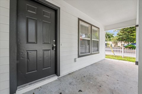 House in Gainesville, Florida 4 bedrooms, 121.52 sq.m. № 1690339 - photo 4