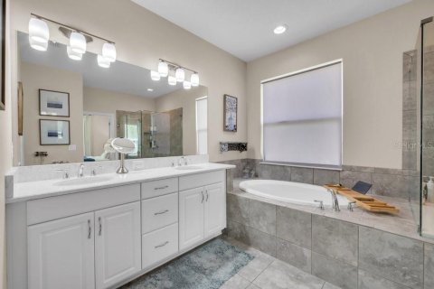 Casa en venta en Fish Hawk, Florida, 4 dormitorios, 222.97 m2 № 1886812 - foto 18