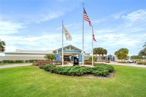 House in Sebring, Florida 4 bedrooms, 153.66 sq.m. № 1813383 - photo 29