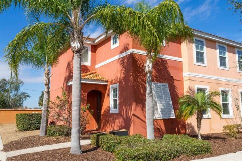 Adosado en venta en Kissimmee, Florida, 4 dormitorios, 177.16 m2 № 1416975 - foto 1