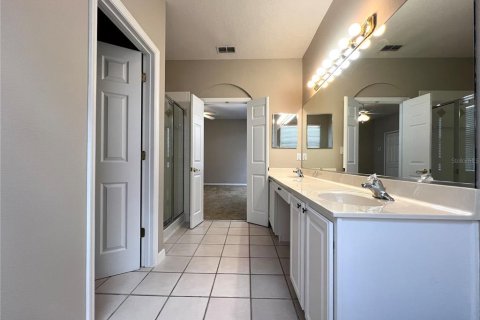 Casa en alquiler en Kissimmee, Florida, 4 dormitorios, 235.41 m2 № 2150547 - foto 27