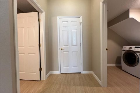 Casa en alquiler en Kissimmee, Florida, 4 dormitorios, 235.41 m2 № 2150547 - foto 10