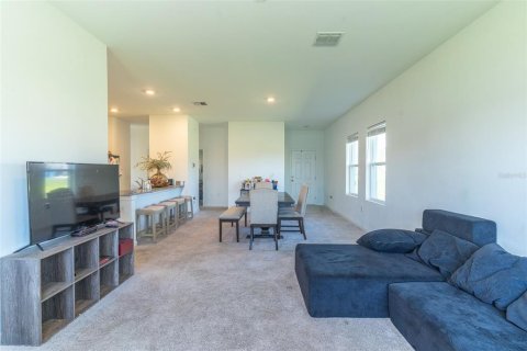 House in Lake Wales, Florida 3 bedrooms, 132.57 sq.m. № 2095292 - photo 3