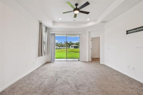 House in Parrish, Florida 3 bedrooms, 170.66 sq.m. № 1837570 - photo 19