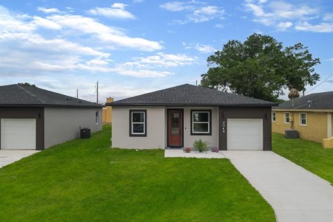 Casa en Sanford, Florida 3 dormitorios, 121.05 m2 № 2133677