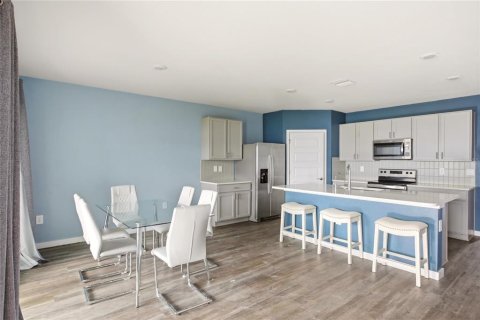 House in Bradenton, Florida 4 bedrooms, 169.83 sq.m. № 2098006 - photo 7