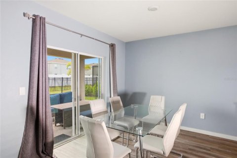 House in Bradenton, Florida 4 bedrooms, 169.83 sq.m. № 2098006 - photo 11