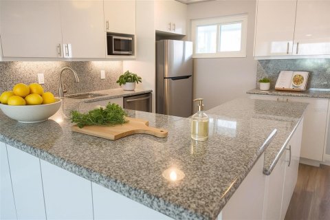 Condominio en venta en Sarasota, Florida, 1 dormitorio, 76.18 m2 № 2098545 - foto 8