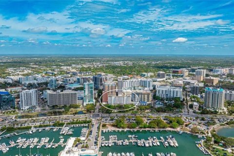 Condominio en venta en Sarasota, Florida, 1 dormitorio, 76.18 m2 № 2098545 - foto 6