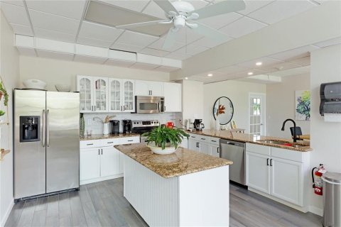 Condominio en venta en Sarasota, Florida, 1 dormitorio, 76.18 m2 № 2098545 - foto 13