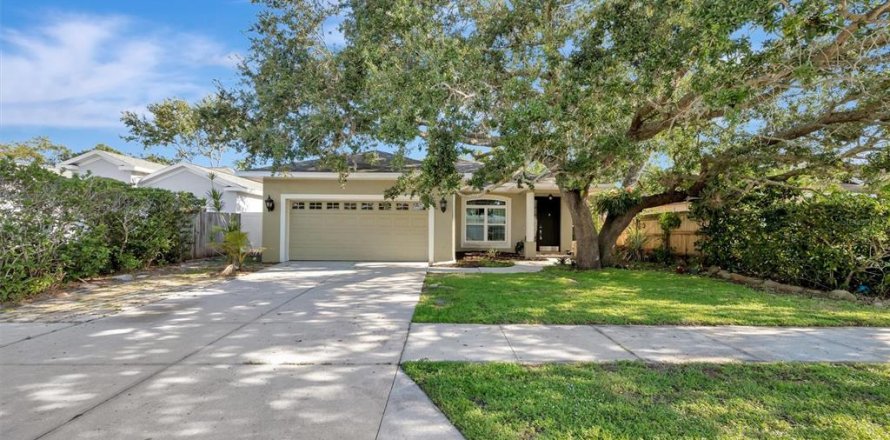 Casa en Sarasota, Florida 4 dormitorios, 214.7 m2 № 1905612