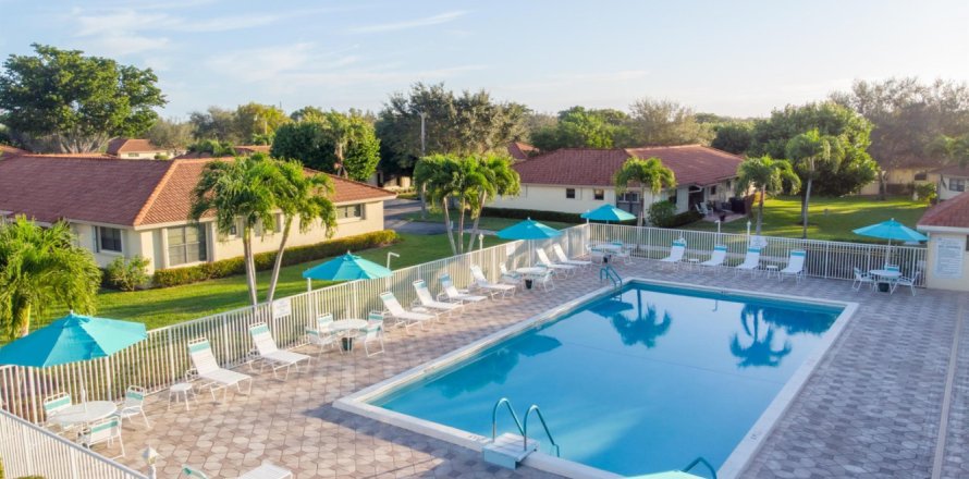 Villa ou maison à Boynton Beach, Floride 2 chambres, 130.06 m2 № 1231316