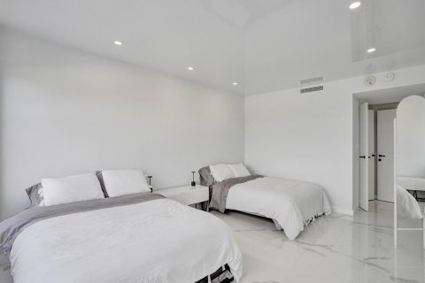 Copropriété à louer à Hallandale Beach, Floride: 2 chambres, 146.79 m2 № 2288679 - photo 22