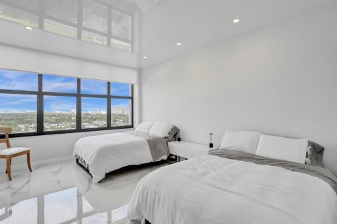 Copropriété à louer à Hallandale Beach, Floride: 2 chambres, 146.79 m2 № 2288679 - photo 21