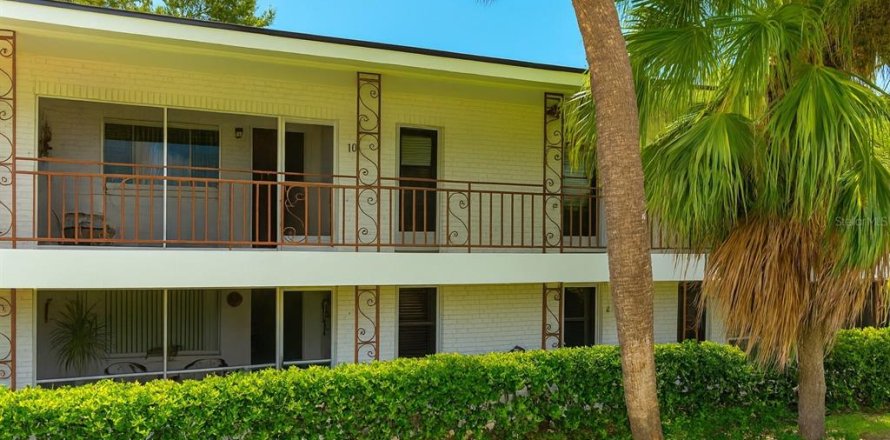 Condominio en Clearwater, Florida, 2 dormitorios  № 1880595