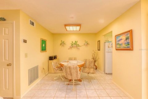 Condominio en venta en Clearwater, Florida, 2 dormitorios, 80.82 m2 № 1880595 - foto 7