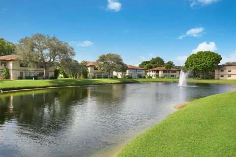 Condominio en alquiler en Delray Beach, Florida, 2 dormitorios, 122.26 m2 № 1116615 - foto 1