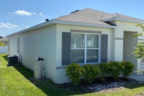 Villa ou maison à vendre à Winter Haven, Floride: 3 chambres, 157 m2 № 2289502 - photo 2