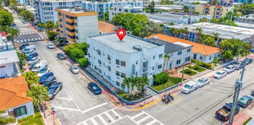 Immobilier commercial à Miami Beach, Floride № 2170472