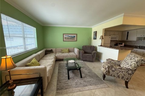 Condominio en Delray Beach, Florida, 1 dormitorio № 2174506