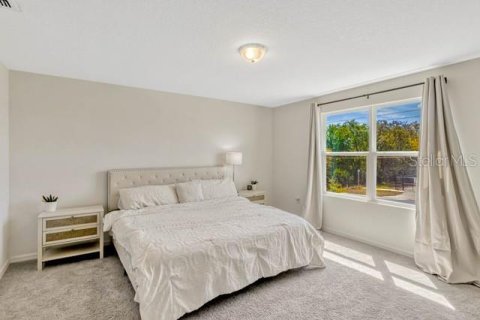 Townhouse in Davenport, Florida 3 bedrooms, 137.5 sq.m. № 2218188 - photo 9