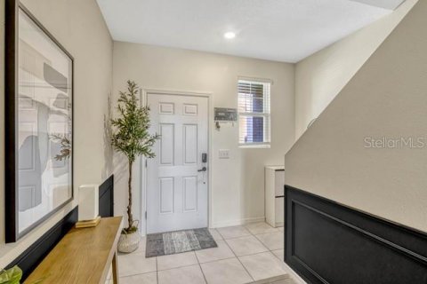 Townhouse in Davenport, Florida 3 bedrooms, 137.5 sq.m. № 2218188 - photo 3